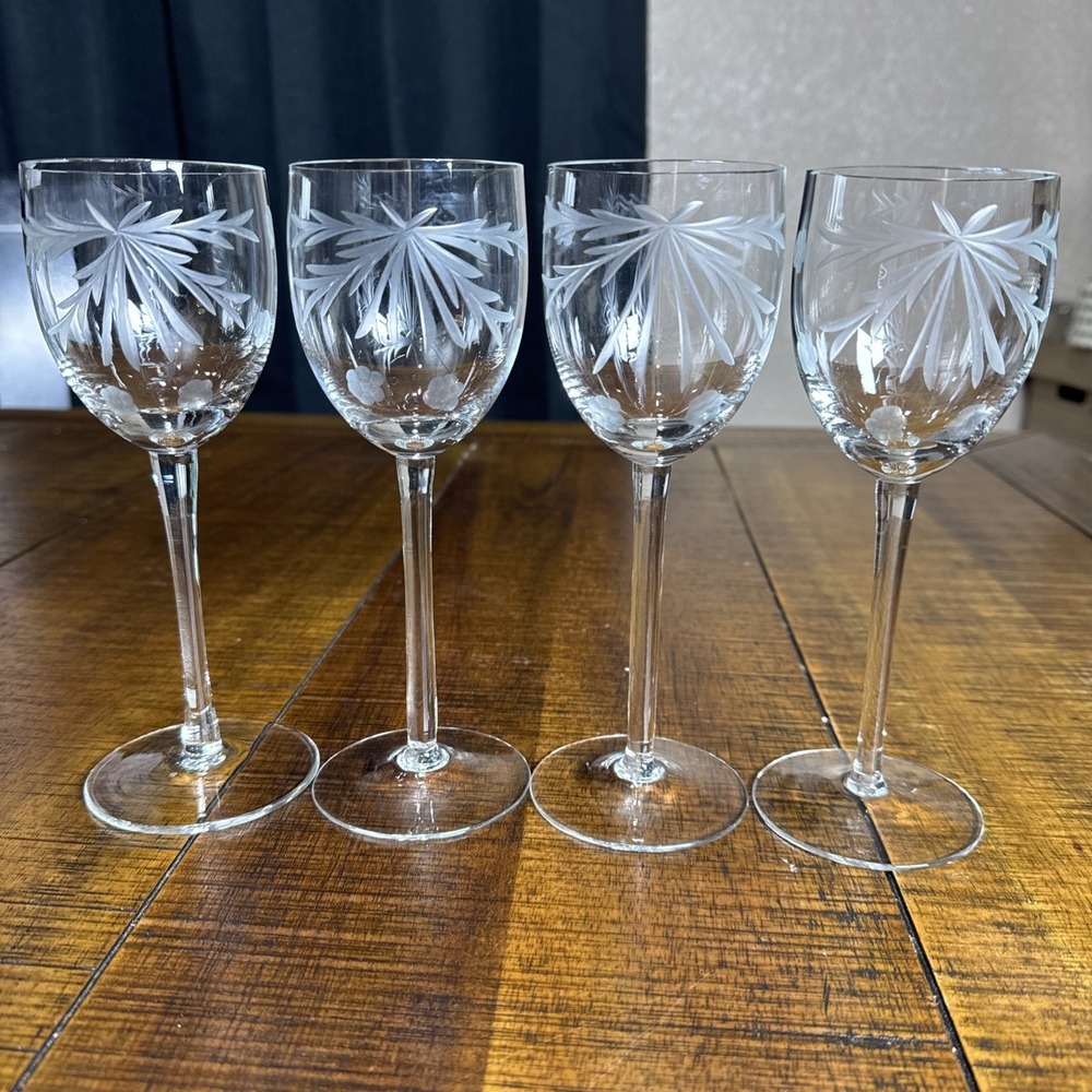 Set Of 4 Vintage Wine Glasses Romanian Hand-Blown Cut‎ Toscany Crystal Etched